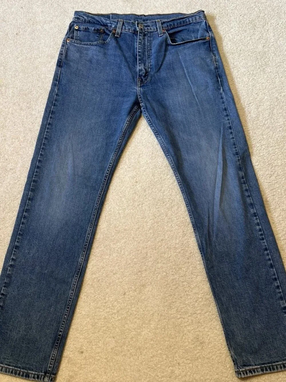 Levi's 505 Men's Blue Jeans 34x30 (34x32 Tag) Regular Straight Medium Wash Denim
